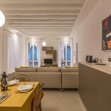 Appartement Ca' Rossini 1 *