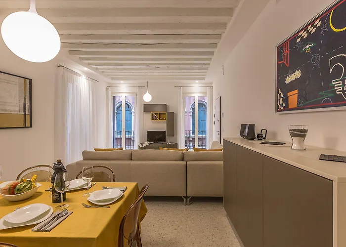 Ca' Rossini 1 Apartman *